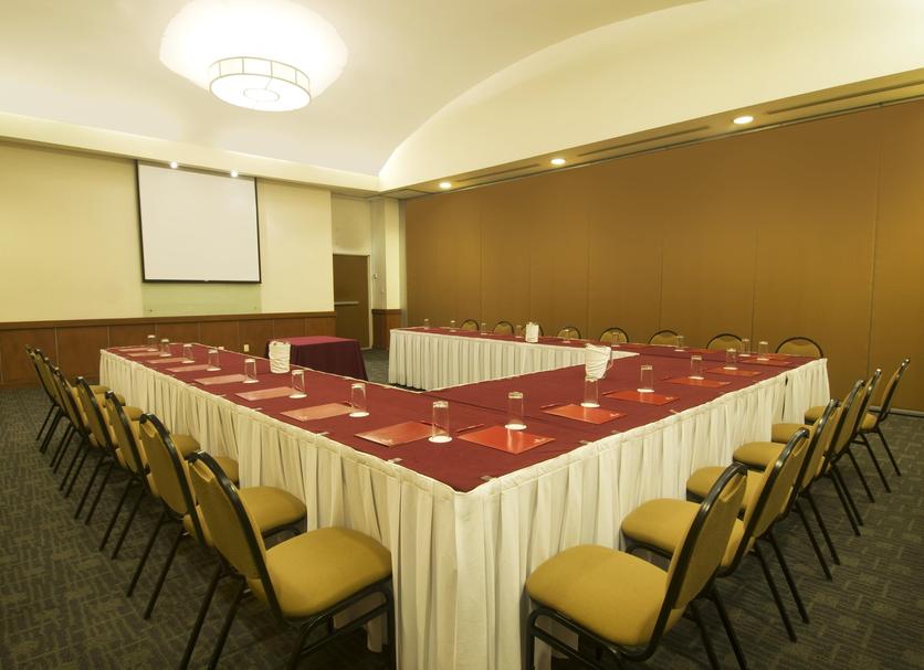 Ruang konferensi Foto