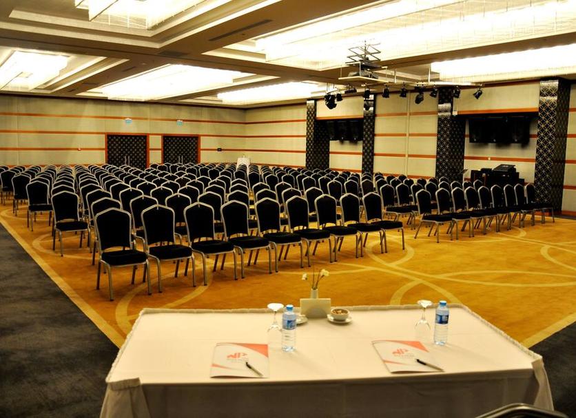 Ruang konferensi Foto