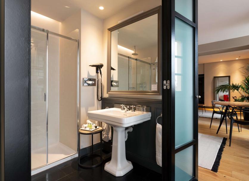 Kamar Mandi Foto