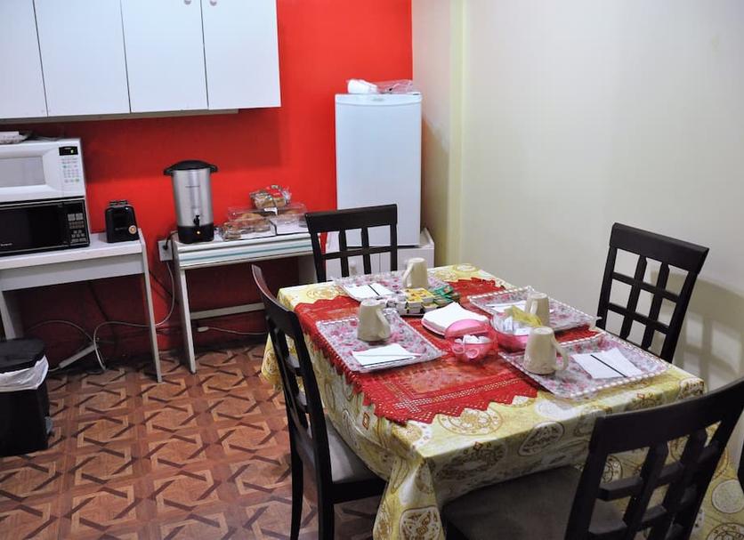 Ruang makan Foto