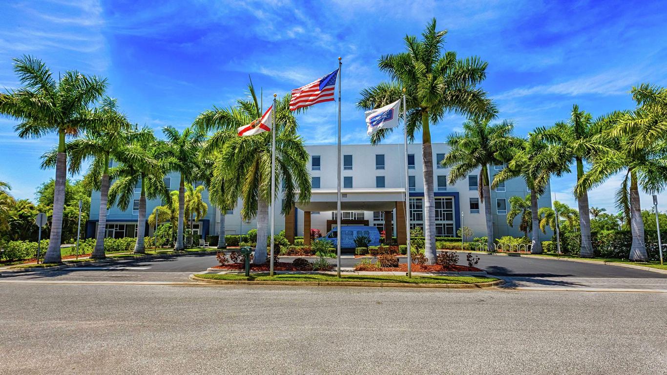 Hampton Inn & Suites Sarasota/Bradenton-Airport