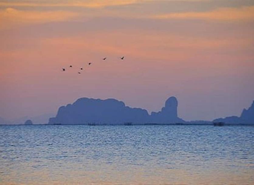 Pemandangan luar Foto