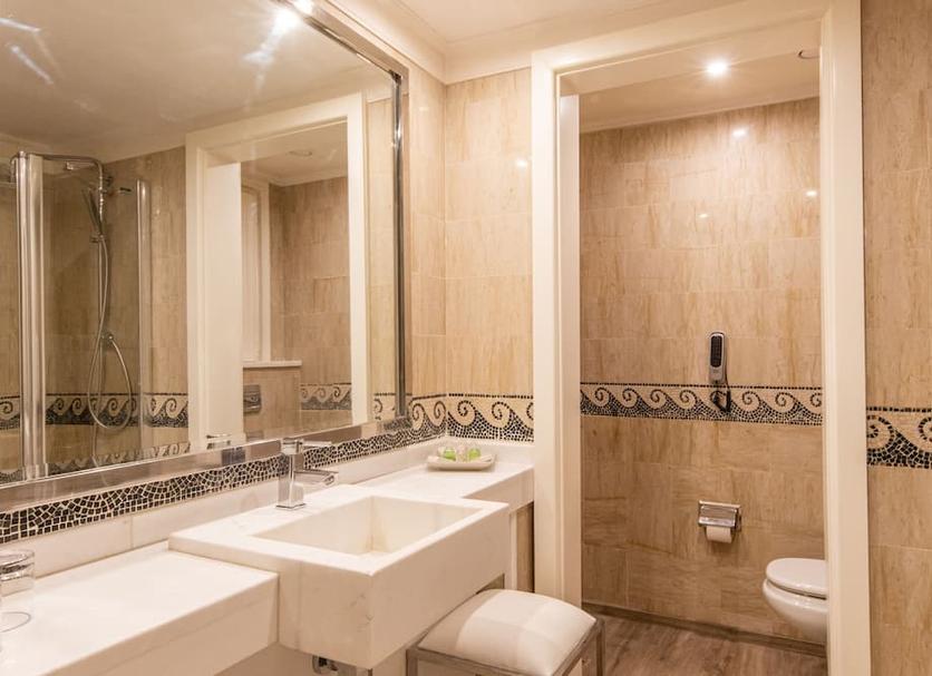Kamar Mandi Foto