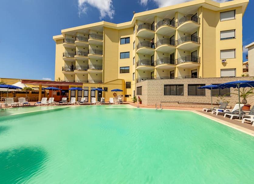 Kolam Foto