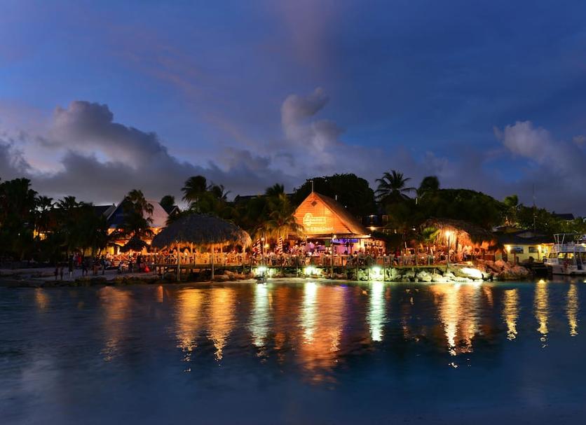 Pemandangan luar Foto
