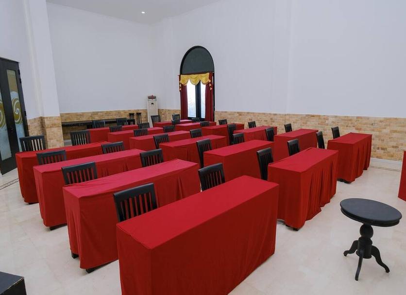 Ruang konferensi Foto