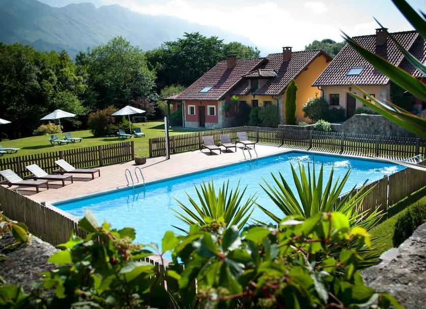 Kolam Foto