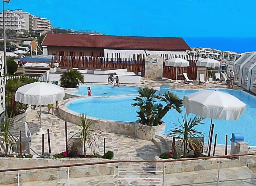 Kolam Foto