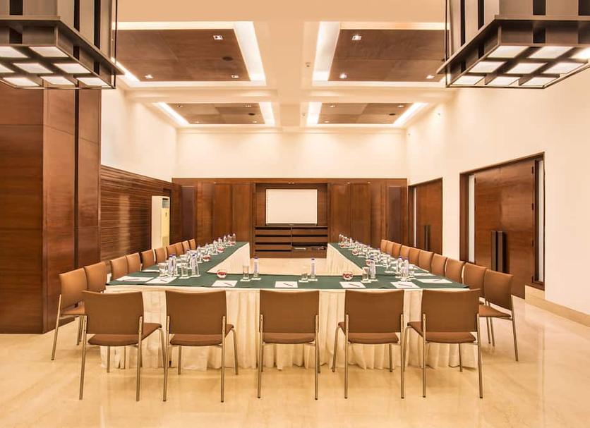 Ruang konferensi Foto