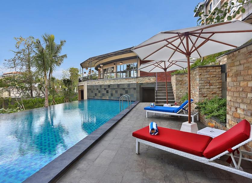 Kolam Foto