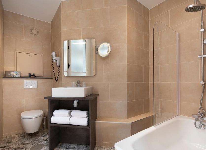 Kamar Mandi Foto