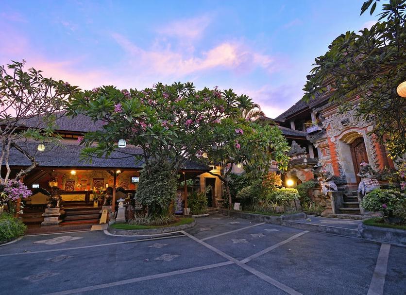 Pemandangan luar Foto