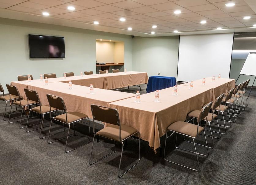 Ruang konferensi Foto