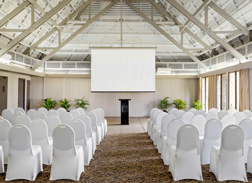 Ruang konferensi Foto