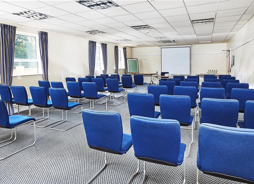 Ruang konferensi Foto