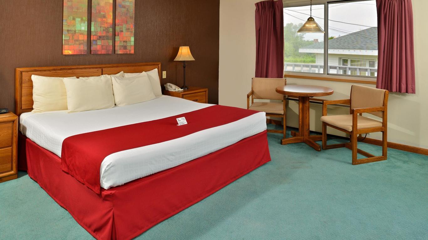 Travelodge by Wyndham Mackinaw City