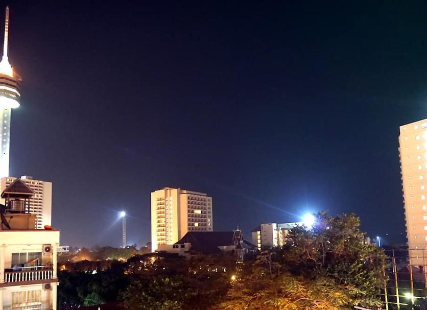 Pemandangan luar Foto