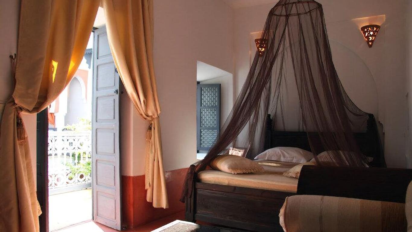 Riad Dar Shana