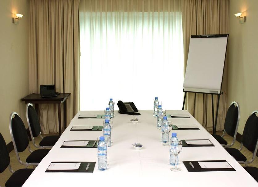 Ruang konferensi Foto