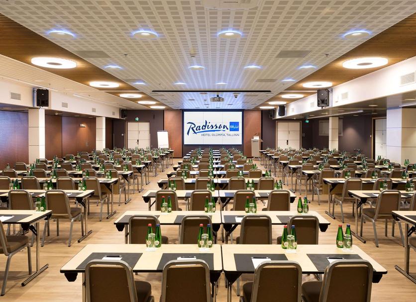 Ruang konferensi Foto