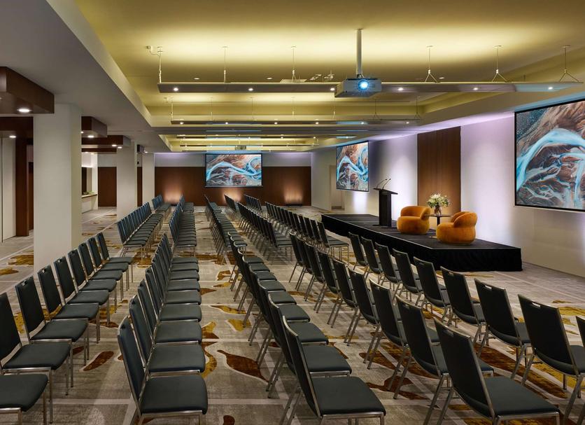 Ruang konferensi Foto