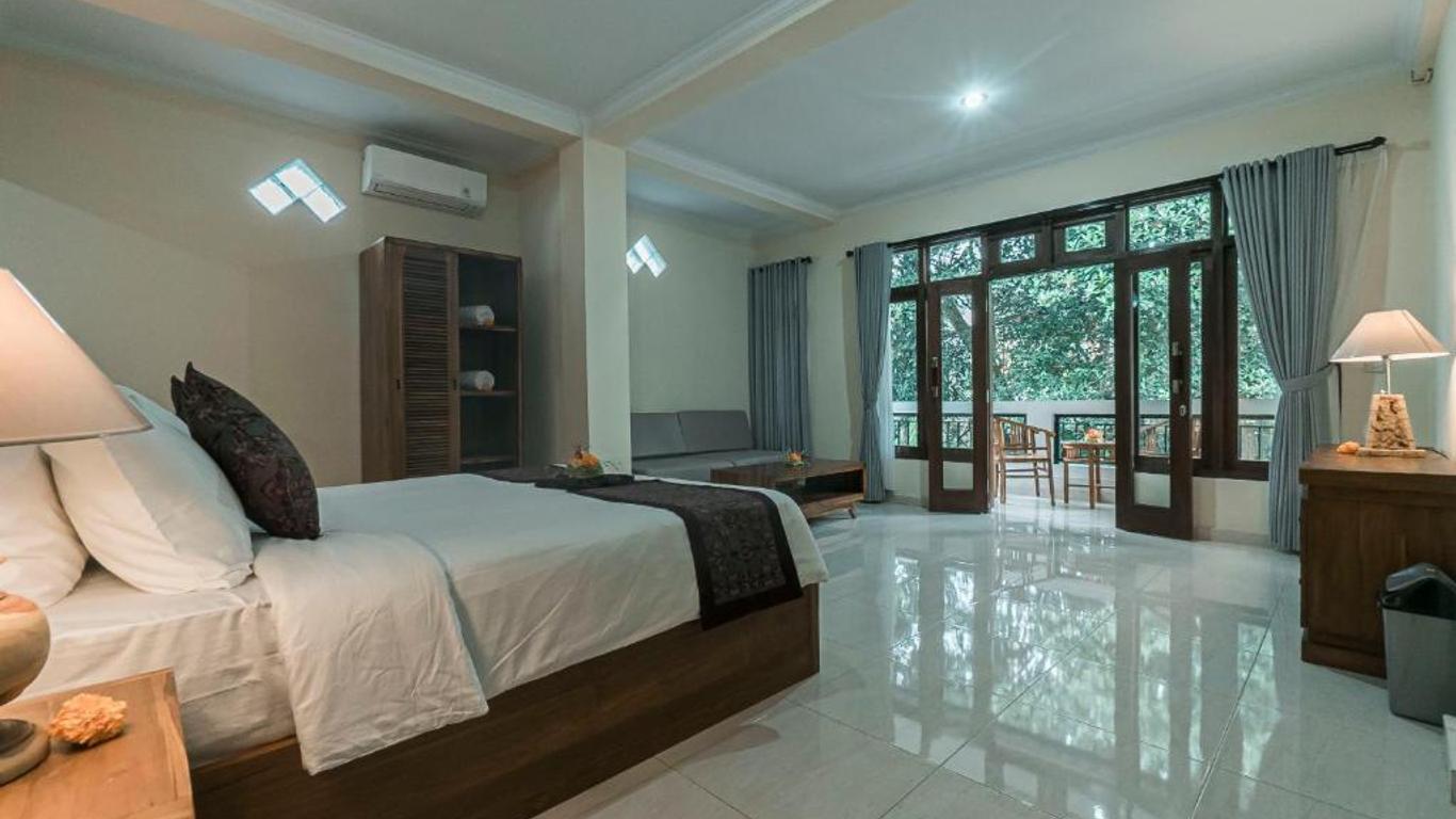Vaneka Garden House