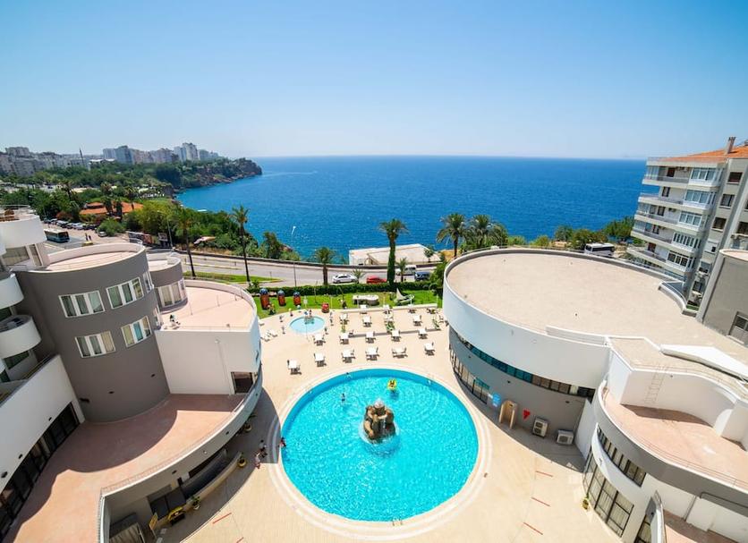 Kolam Foto