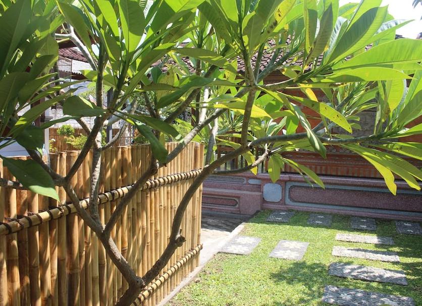 Pemandangan luar Foto