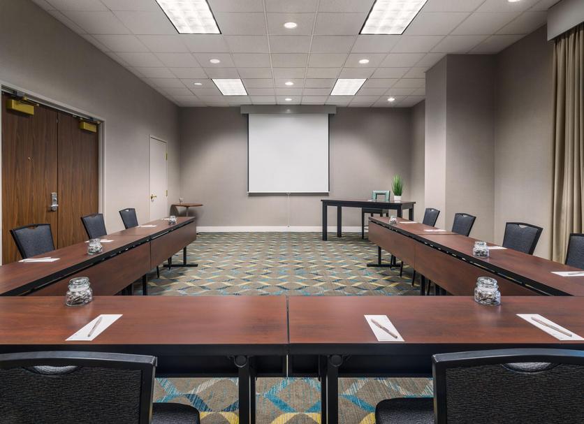 Ruang konferensi Foto