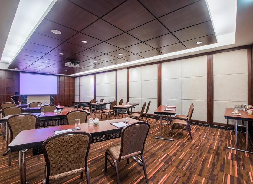 Ruang konferensi Foto