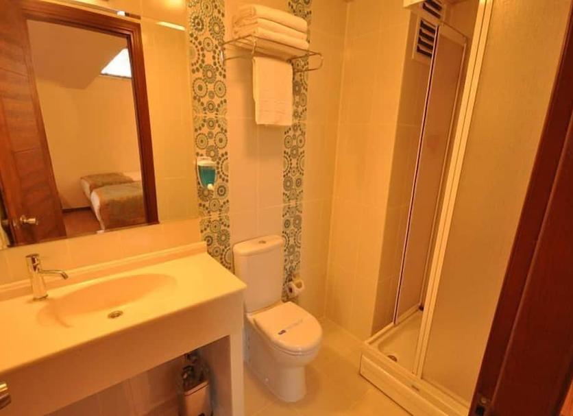 Kamar Mandi Foto