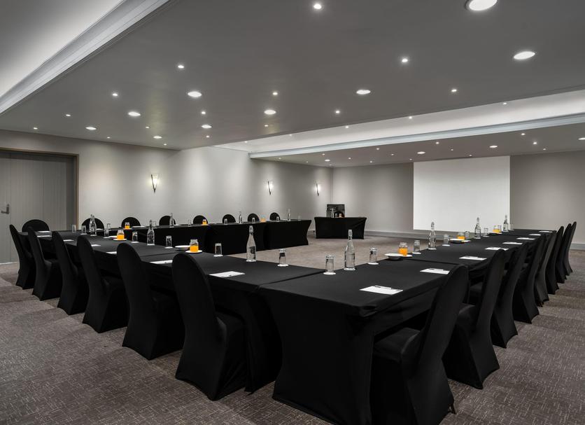 Ruang konferensi Foto