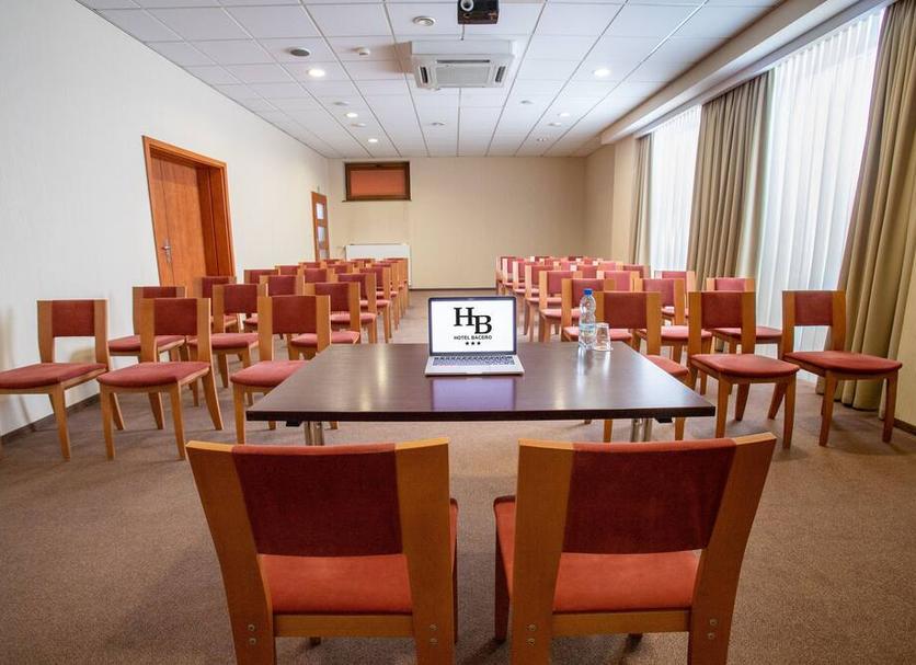 Ruang konferensi Foto