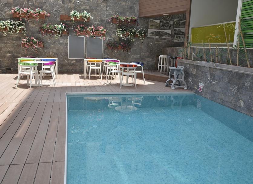 Kolam Foto