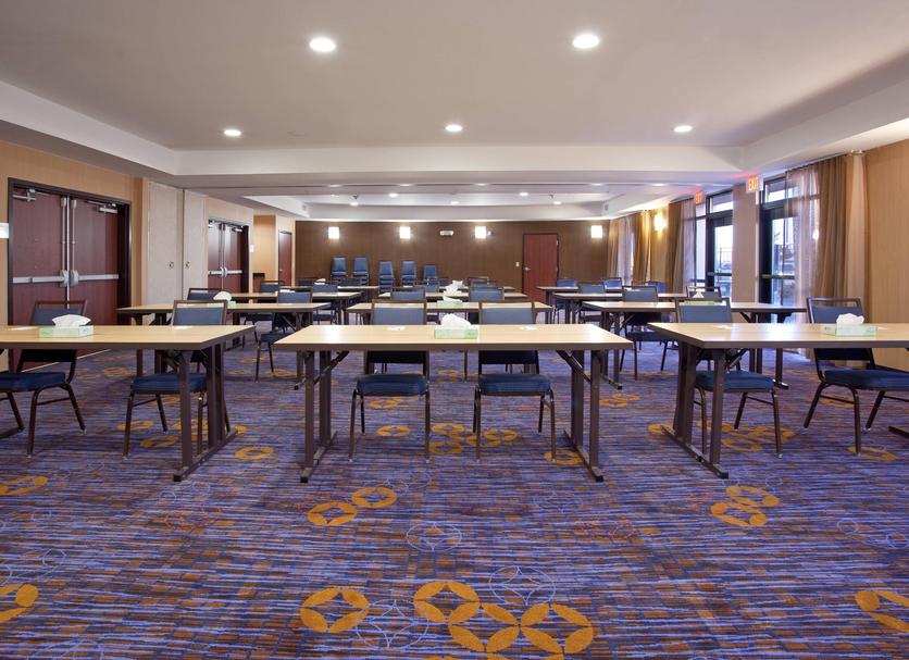 Ruang konferensi Foto