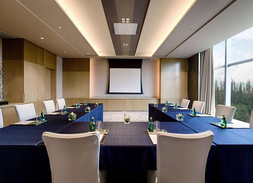 Ruang konferensi Foto