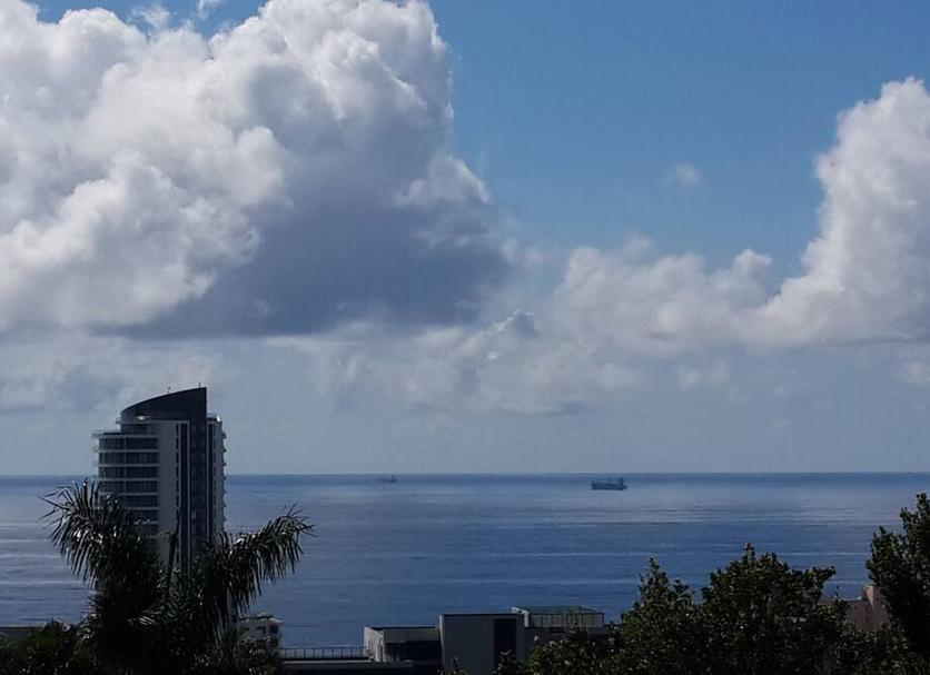 Pemandangan luar Foto