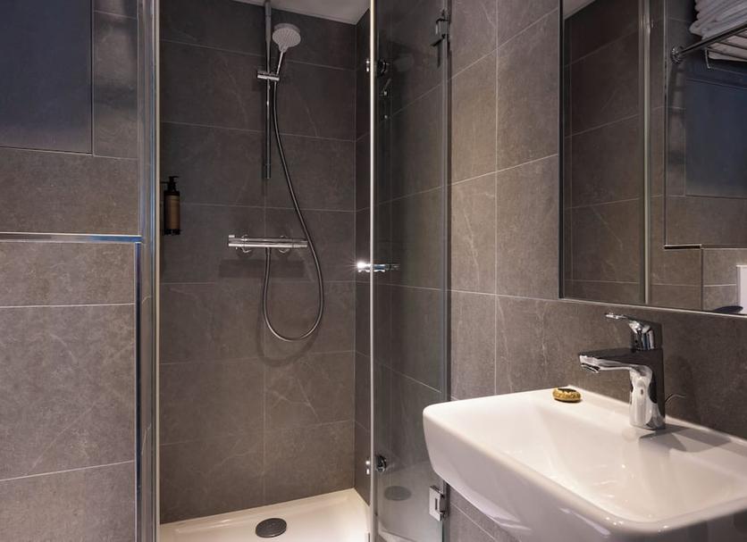 Kamar Mandi Foto