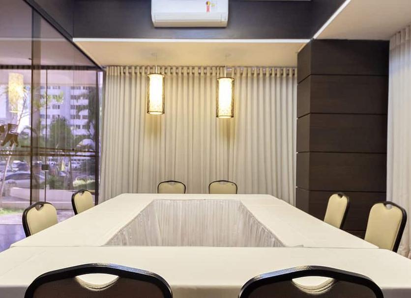 Ruang konferensi Foto