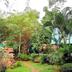 Pemandangan luar