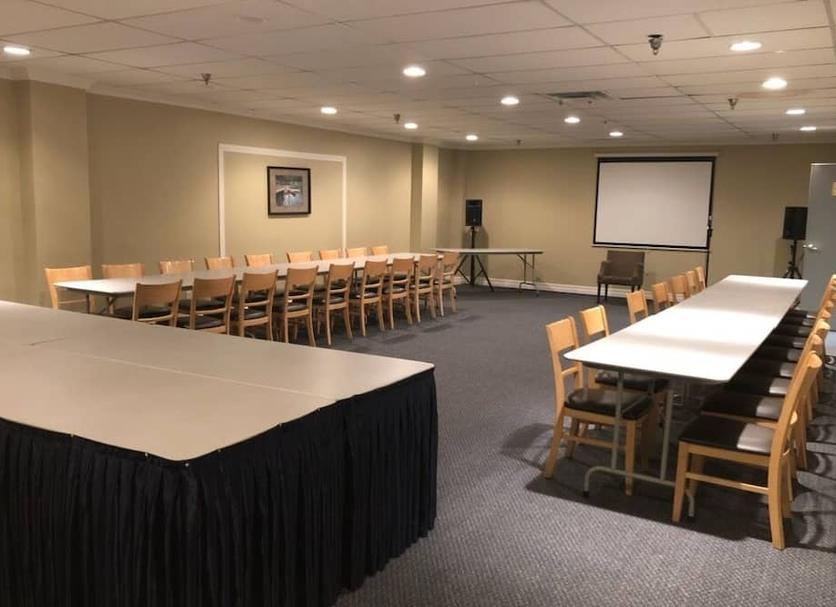 Ruang konferensi Foto