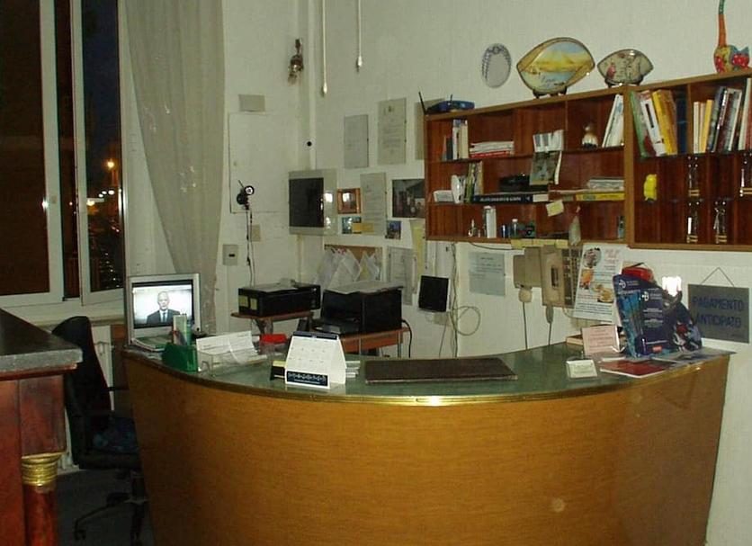 Resepsionis Foto