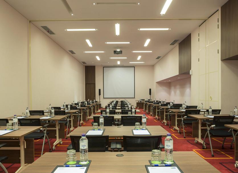 Ruang konferensi Foto