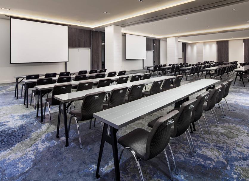 Ruang konferensi Foto