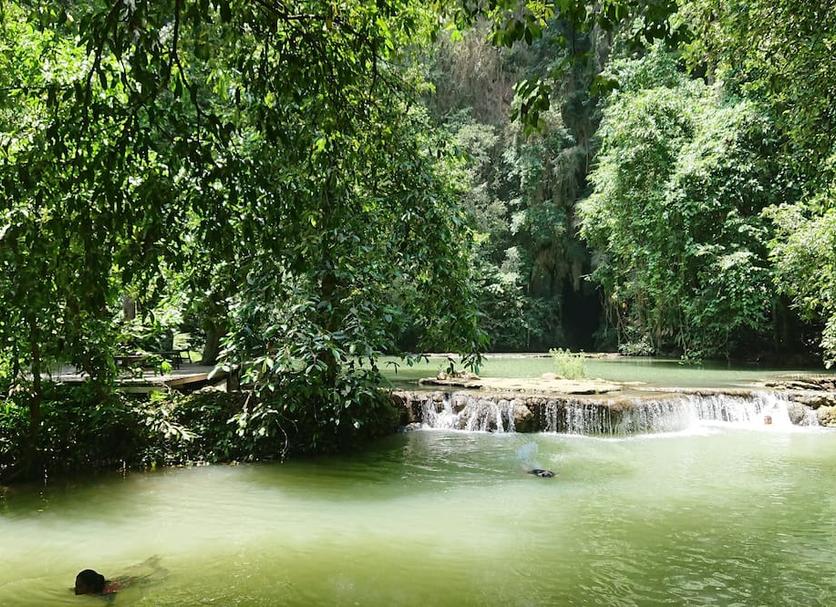 Pemandangan luar Foto