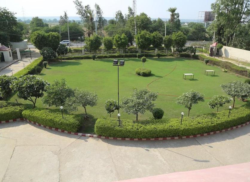Pemandangan luar Foto