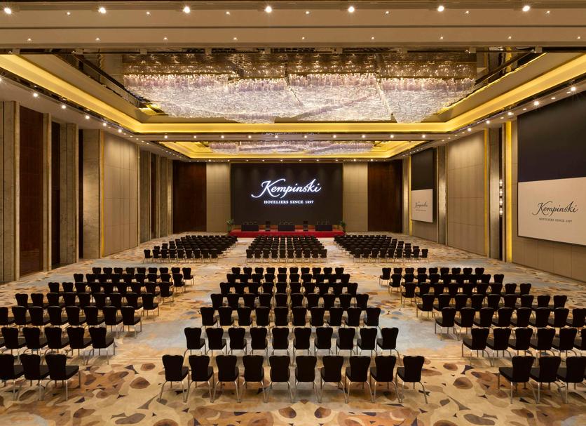 Ruang konferensi Foto