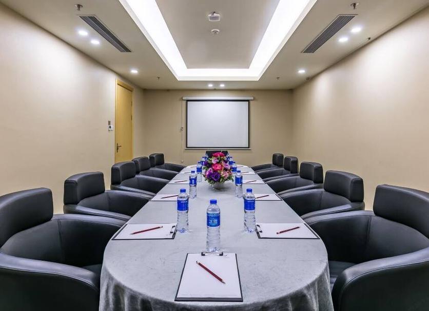 Ruang konferensi Foto