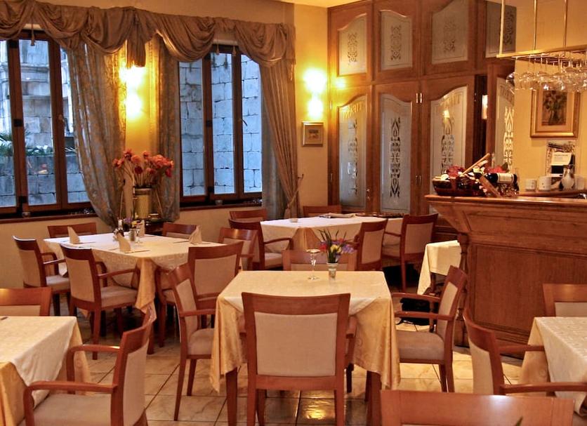 Restoran Foto