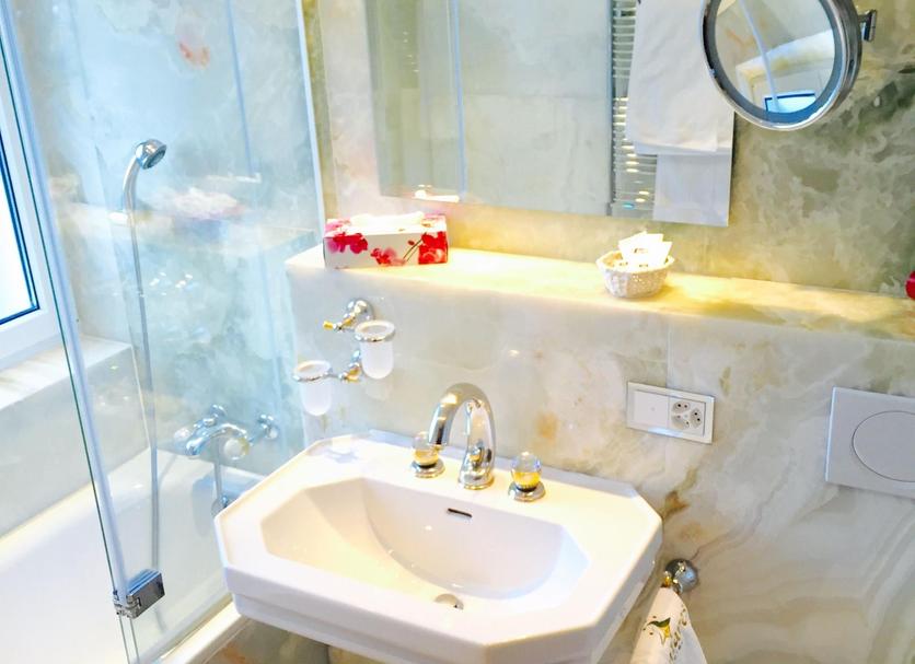 Kamar Mandi Foto